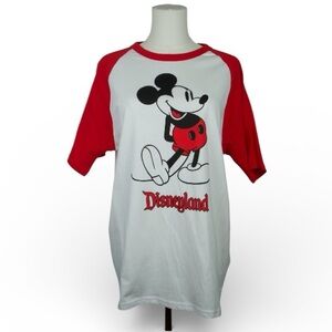 NWT Disneyland Mickey Mouse Raglan Tee Shirt – Classic Disney Graphic - Medium
